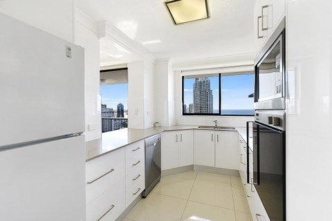 Surfers Century Oceanside Apartments - Accommodation Burleigh 4