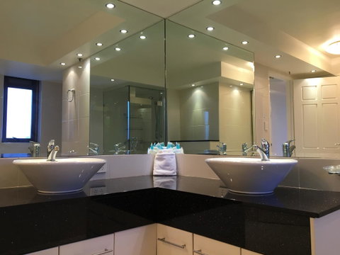 Surfers Century Oceanside Apartments - Accommodation Burleigh 23