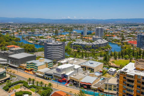 Beachcomber Holiday Apartment - Accommodation Burleigh 14
