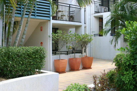 Spring Hill Mews Apartments - Accommodation Burleigh 37