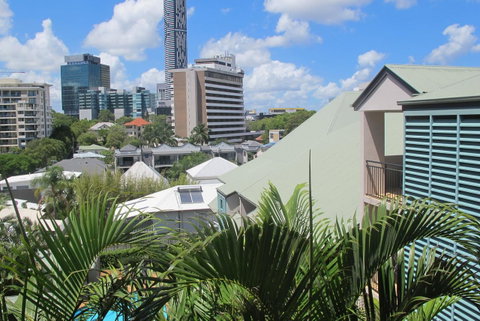 Spring Hill Mews Apartments - Accommodation Burleigh 30