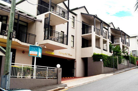 Spring Hill Mews Apartments - Accommodation Burleigh 5
