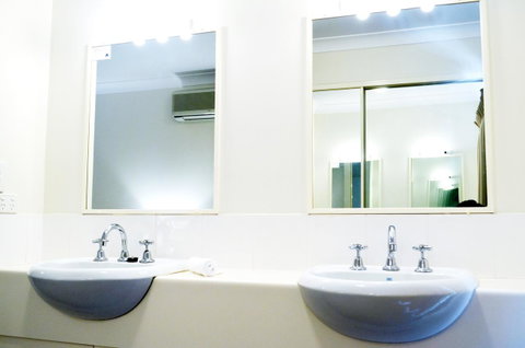 Spring Hill Mews Apartments - Accommodation Burleigh 19