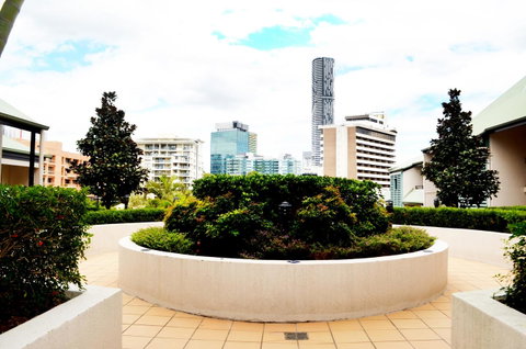 Spring Hill Mews Apartments - Accommodation Burleigh 10