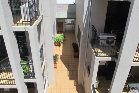 Spring Hill Mews Apartments - Accommodation Burleigh 29