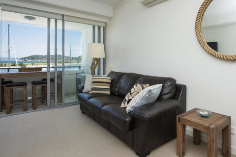 Blue On Blue Studio Room 1272 - Accommodation Burleigh 7
