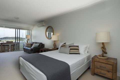 Blue On Blue Studio Room 1272 - Accommodation Burleigh 0
