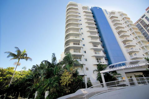 Surfers Mayfair - Accommodation Burleigh 0