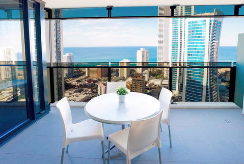Circle On Cavill Surfers Paradise Apartments-Holiday Paradise - Accommodation Burleigh 2