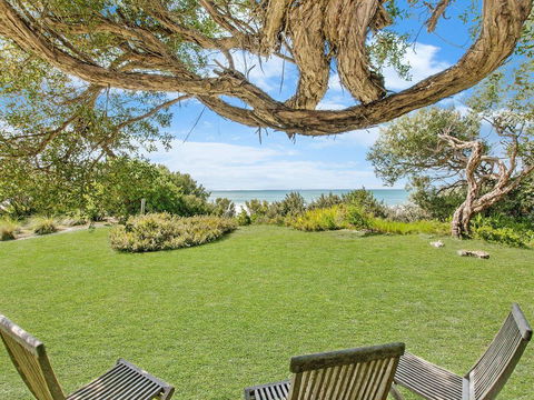 Waters Edge - Accommodation Burleigh 0