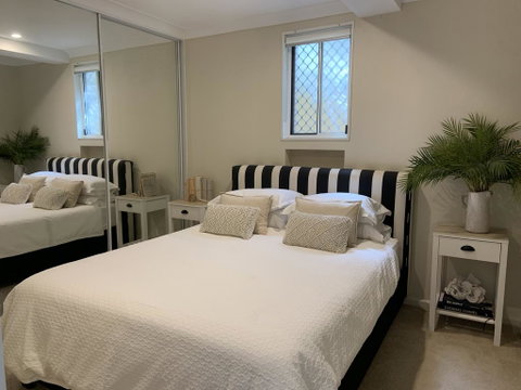 Waterview Cottage - Accommodation Burleigh 1