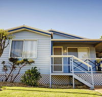 Wavecrest Village  Tourist Park - Accommodation Burleigh