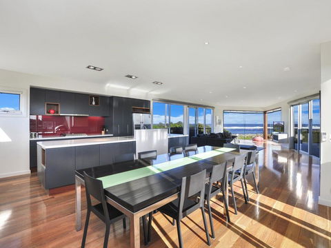 Whispers - Accommodation Burleigh 0