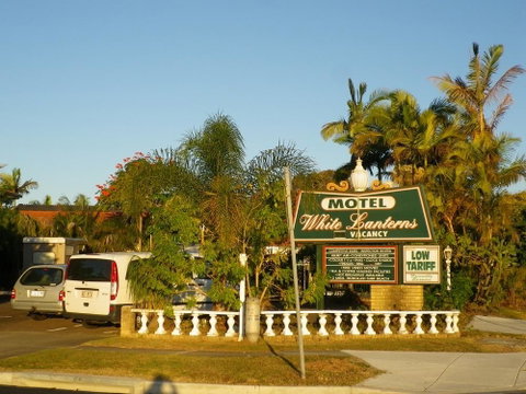 White Lanterns Motel - Accommodation Burleigh 1