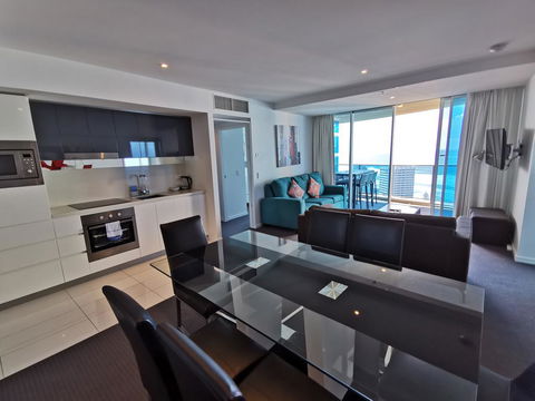 Widest Ocean View And Balcony Luxury Apt - Accommodation Burleigh 1