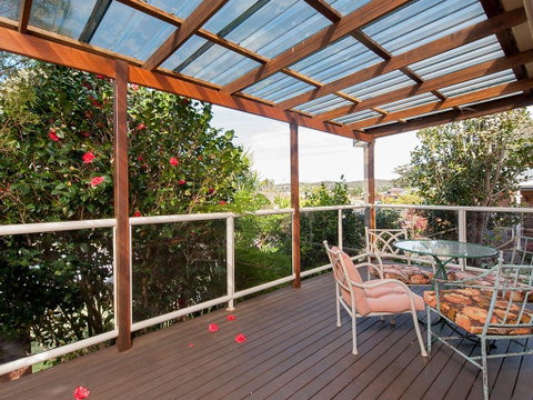 Wildflowers @ Fingal Bay - Accommodation Burleigh 0