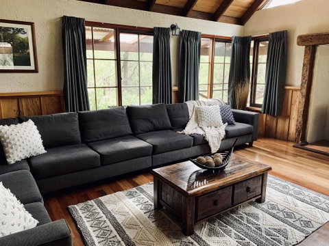 William Bay Cottages - Accommodation Burleigh 1