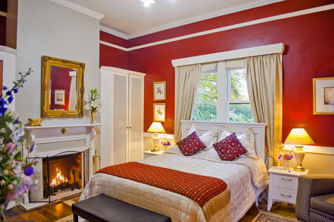 Willowlodge - Accommodation Burleigh 1