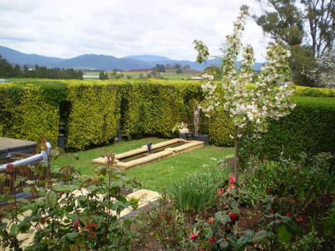 Willowlodge - Accommodation Burleigh 2