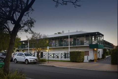 Windsor Lodge - Accommodation Burleigh 0