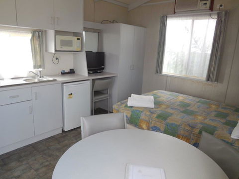 Wodonga Caravan & Cabin Park - Accommodation Burleigh 2