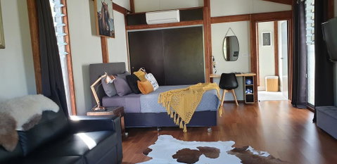 Woodwark Bay Retreat Airlie Beach - Accommodation Burleigh 0