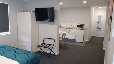 Wynnum Anchor Motel - Accommodation Burleigh 1
