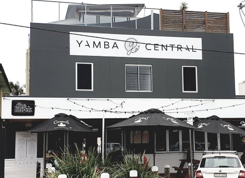 Yamba Central Hotel And Backpackers - Accommodation Burleigh 2