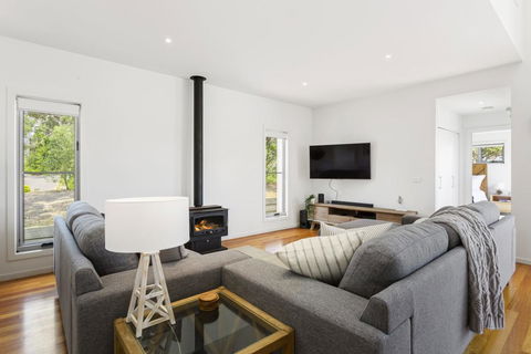 YOU, ME AND THE SEA - BLAIRGOWRIE - Accommodation Burleigh 1