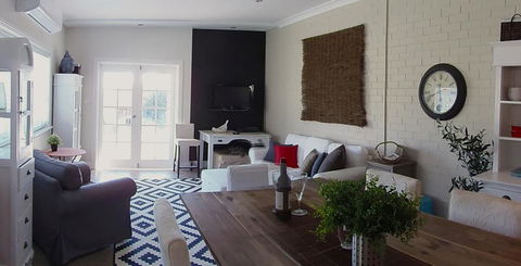 YSG The Edward Townhouse 155 - Steps To Town - Accommodation Burleigh 1