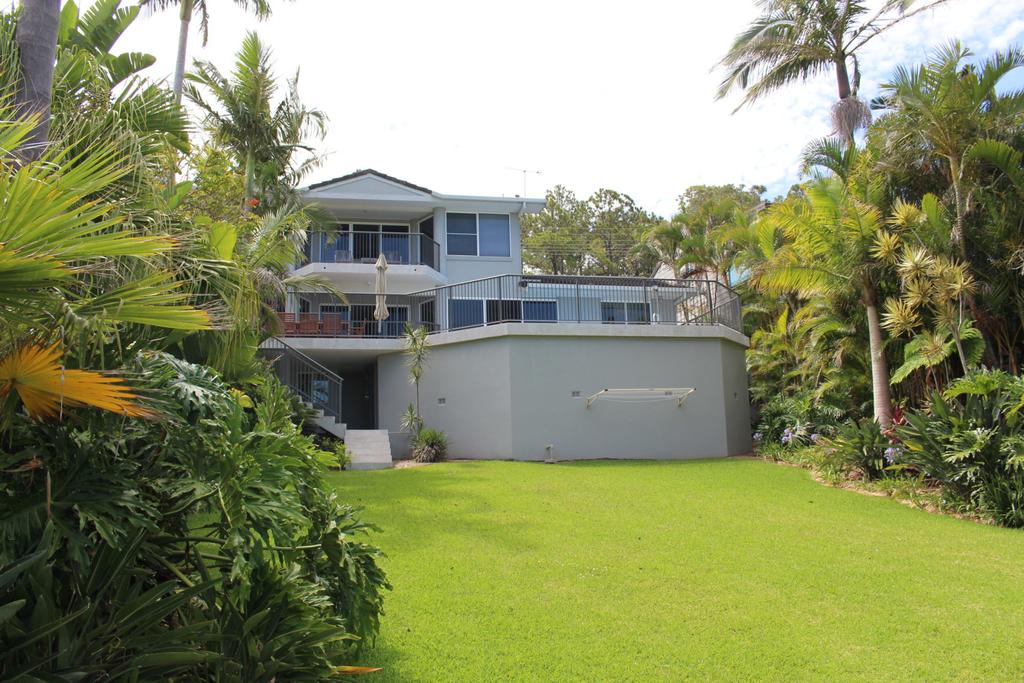 Lowanna NSW Accommodation Burleigh