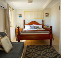 Zen Escape Guest House - Accommodation Burleigh