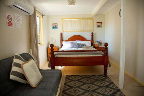 Zen Escape Guest House - Accommodation Burleigh 0