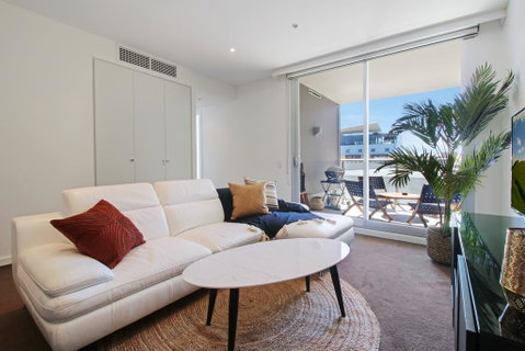 Lux 2BR On Hindmarsh SQ - Accommodation Burleigh 3