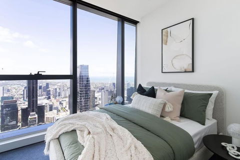 A 2BR Apt With Amazing City Views, FREE Parking - Accommodation Burleigh 1