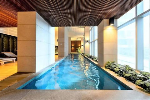 A Chic 2BR CBD Apartment Near Southern Cross - Accommodation Burleigh 2