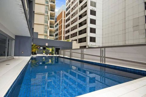 A Comfy & Spacious 2BR Apt Harbour View - Accommodation Burleigh 3