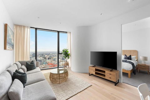 A Cozy 2BR Apt At Sapphire By The Gardens - Accommodation Burleigh 3