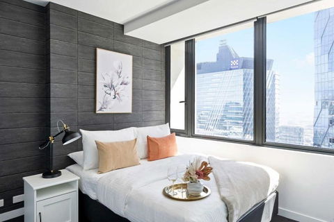A Cozy 2BR Apt On Spencer St With FREE Parking - Accommodation Burleigh 1
