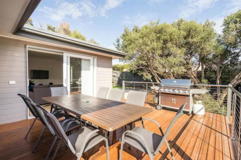 A Getaway For Two - Accommodation Burleigh 0