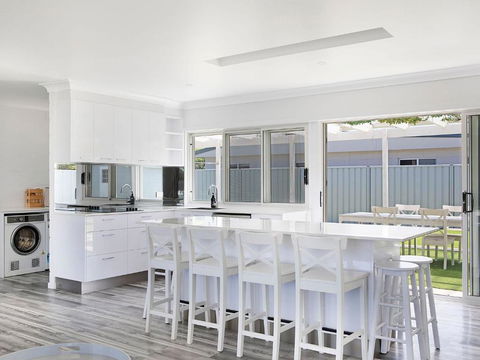 A Little Beach Haven - Accommodation Burleigh 1