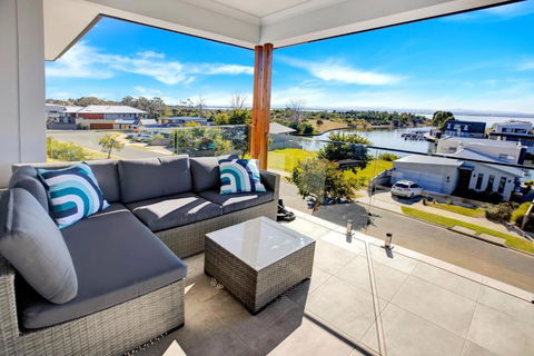 A Magnetic Retreat - Accommodation Burleigh 0
