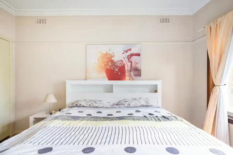 A Nice And Spacious Room In Sunshine - Accommodation Burleigh 0