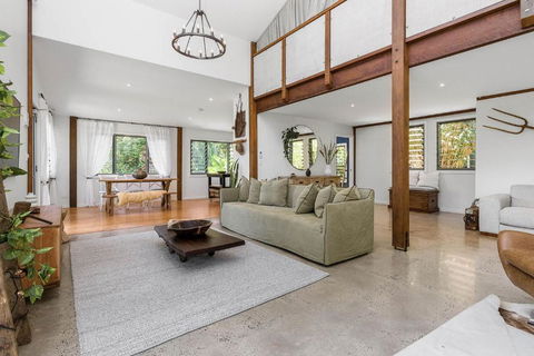 A Perfect Stay - The Barn Door - Accommodation Burleigh 3
