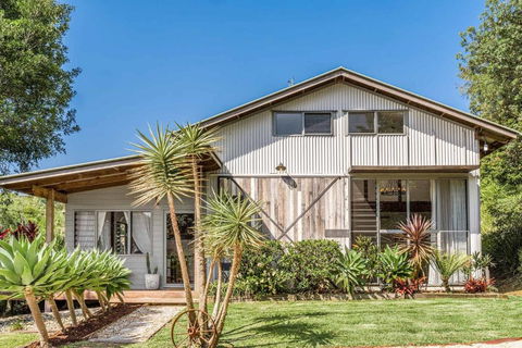A Perfect Stay - The Barn Door - Accommodation Burleigh 1
