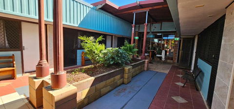 A Railway Lodge - Accommodation Burleigh 3