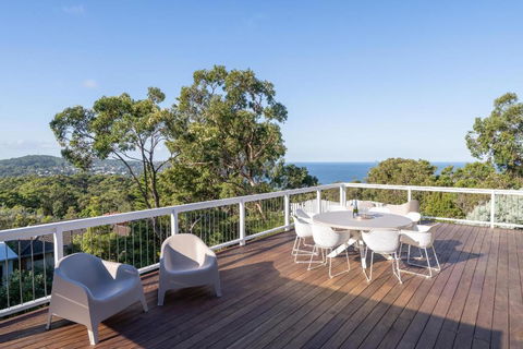 Aarini Cottage - The Ultimate Beachside Escape! - Accommodation Burleigh 0