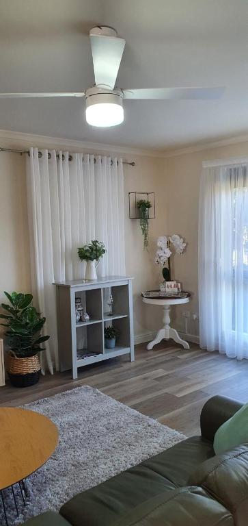 Abalone Guest Accommodation - Accommodation Burleigh 2