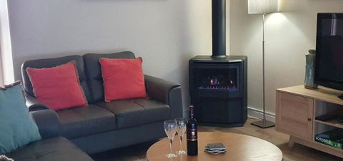 Abalone Guest Accommodation - Accommodation Burleigh 3