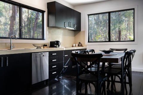 Ablac House - Accommodation Burleigh 4